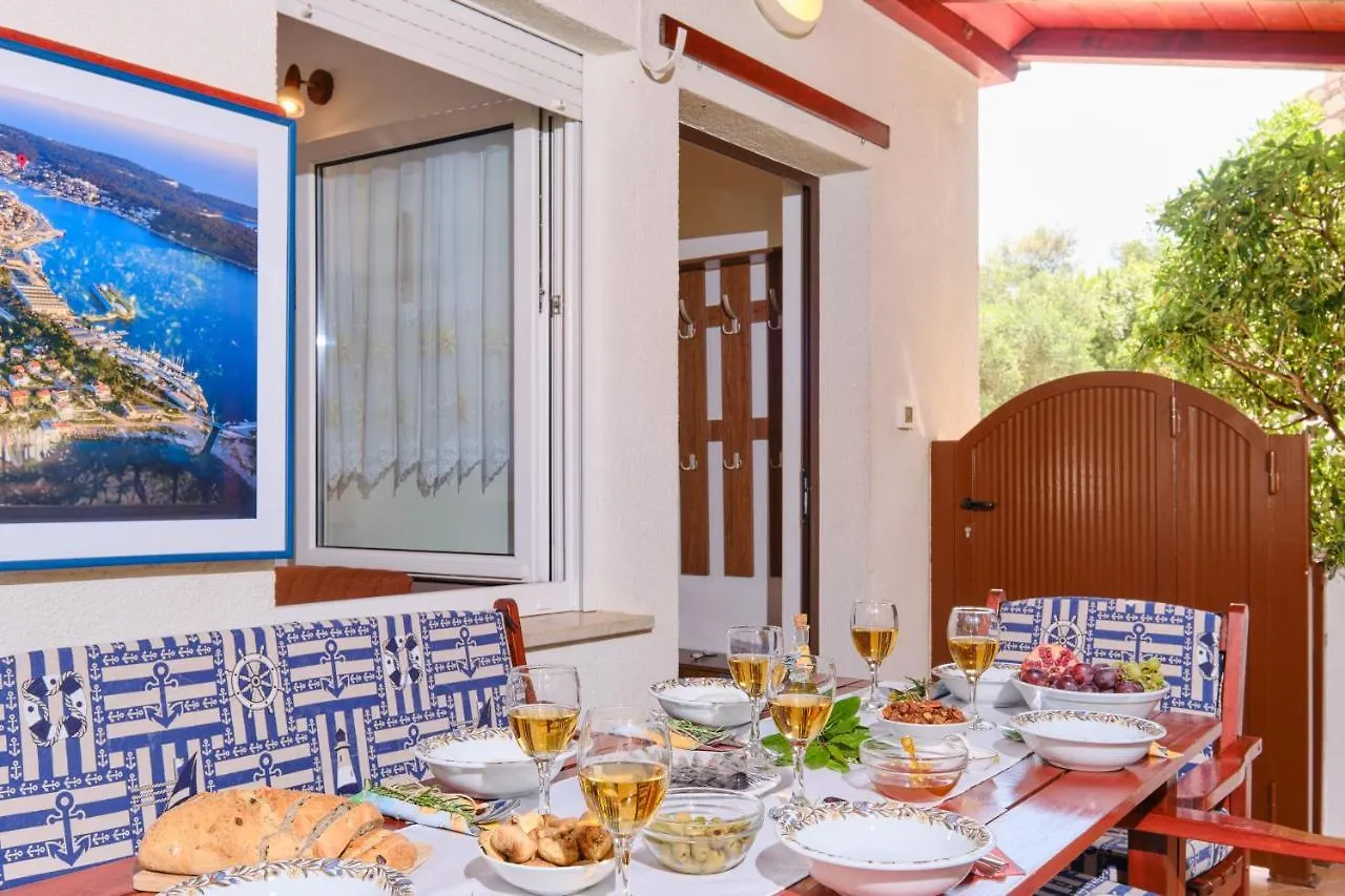 Apartments Antares Mali Lošinj 0*,  Hırvatistan