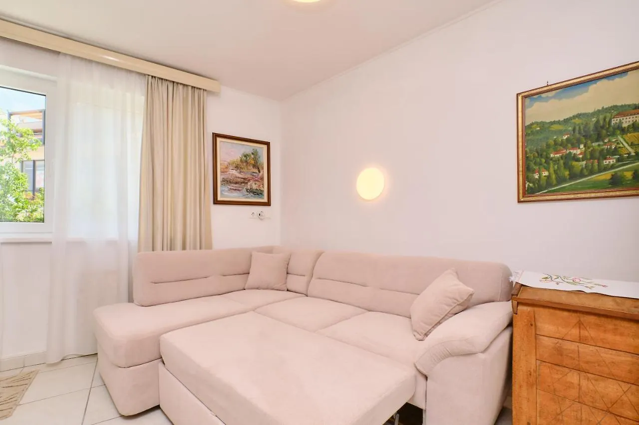 Apartments Antares Mali Lošinj 0*,