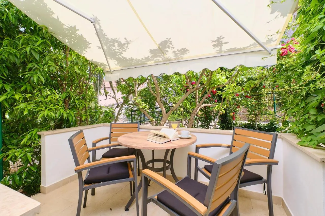 Apartments Antares Mali Lošinj Hırvatistan