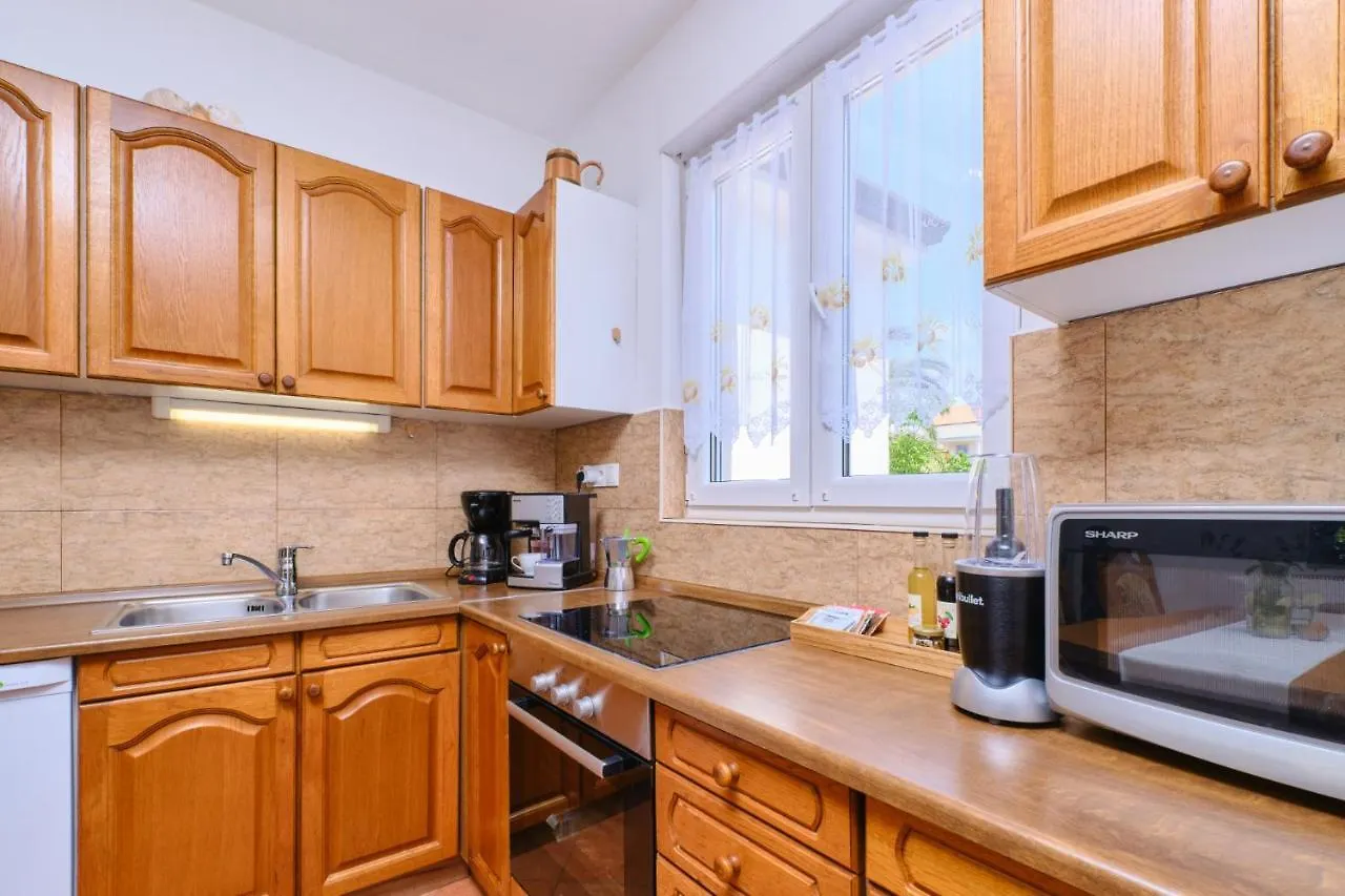 Apartments Antares Mali Lošinj 0*,
