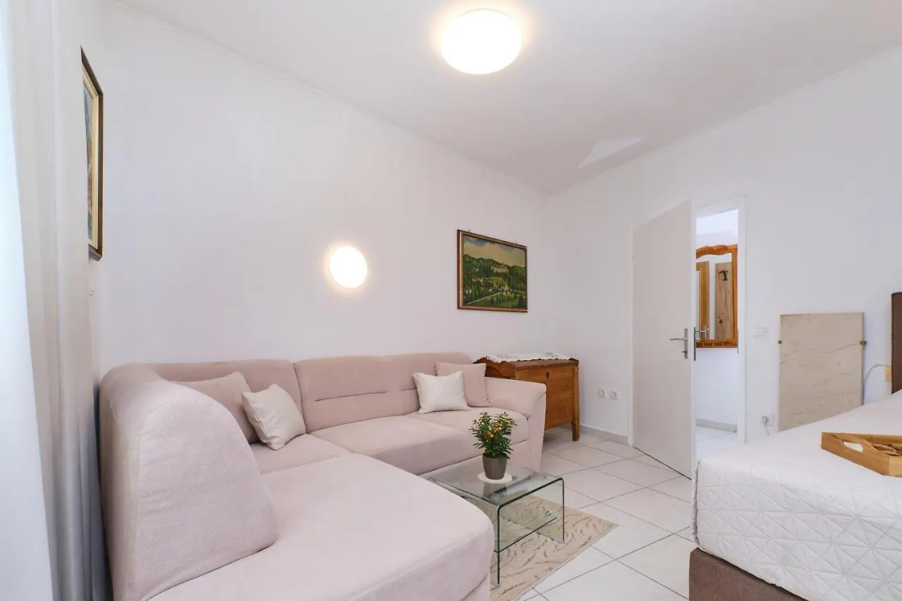Apartments Antares Mali Lošinj